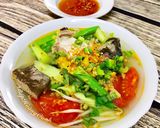 Hình bước làm 2 của món Canh Chua Cá Bớp