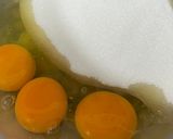 Foto del paso 2 de la receta: Roscas de magdalenas 🥯 🧁 🍋 👩‍❤️‍👩