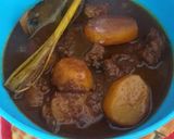 Foto langkah ke 2 dari resep Semur daging kentang.