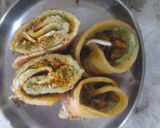 A picture of step 5 of Stuffed moong dal wrap.