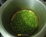 A picture of step 1 of Aloo Gobhi Matar Curry.