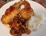 Foto del paso 7 de la receta: Contramuslos de Pollo y Conejo con Portobello y Shimeji