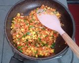 Foto langkah ke 2 dari resep Malkist Isi Ragout Sayuran.