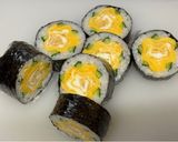 A picture of step 9 of Japanese Egg Flower Sushi.