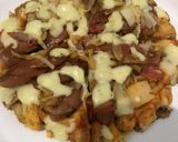 Foto langkah ke 6 dari resep Pizza Roti Gandum.