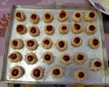 Foto langkah ke 8 dari resep Thumbrint Cookies.