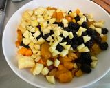Une image de l'étape 16 de Salade de melon et fruits du jardin au jus d’agrumes.