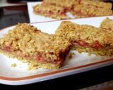 A picture of step 7 of Strawberry Cereal Bars so nice 😁.