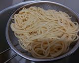 Foto langkah ke 1 dari resep Spaghetti Carbonara.