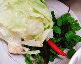 A picture of step 3 of Char Siu Noodle Bowl (Bún trộn xá xíu).