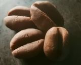A picture of step 4 of Coffee Bean shaped coffee pedas.