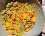 A picture of step 4 of Butter Bhindi Masala.