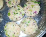 A picture of step 5 of Potato & Yam kababs.
