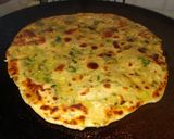 A picture of step 6 of Methi paratha.