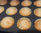 Foto del paso 2 de la receta: Muffin con chispas chocolatosas de colores