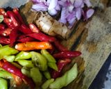 Foto langkah ke 2 dari resep Ayam Garang Asem.