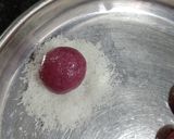 A picture of step 4 of Strawberry Truffle from Strawberry marmalade.