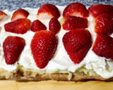 Foto del paso 4 de la receta: Postre de crema pastelera y frutillas