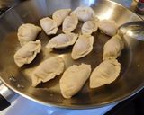 Foto langkah ke 6 dari resep Gyoza, guotie, dumplings.