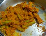 A picture of step 3 of Drumstick Subzi.