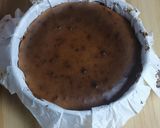 Foto langkah ke 4 dari resep Ube Ungu Burnt Cheesecake.