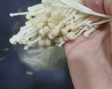 Gambar langkah 2 resipi Nasi goreng kampung.