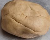 A picture of step 4 of Aloo Paratha.