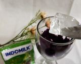 Foto langkah ke 3 dari resep Ube Creamy Matcha Iced.