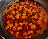 Foto del paso 3 de la receta: Repollo con patatas al ajo y pimentón