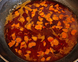 Foto del paso 3 de la receta: Repollo con patatas al ajo y pimentón