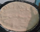 Foto del paso 4 de la receta: Pizza muzzarela y fugazzeta, mitad y mitad