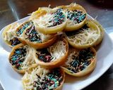 Foto langkah ke 5 dari resep Martabak Mini Simple.