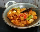 Foto langkah ke 5 dari resep Sambal goreng kentang krecek telur puyuh.