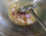 Foto langkah ke 2 dari resep Gulai Ayam Daun Kemangi.