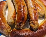 A picture of step 4 of Bratwurst 🌭 with Peppers and Onions 🧅.