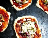 চিজি পিজ্জা বোম(Cheese Pizza Bomb recipe in Bengali) রেসিপির ধাপ 7 ছবি