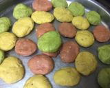 A picture of step 3 of Poori.