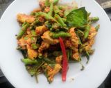 รูปขั้นตอนการทำที่ 3 ของ พริกแกงไก่ถั่วฝักยาว​ เมนูอาหารคลีน