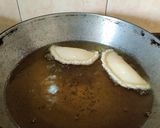 A picture of step 17 of Khoya Gujiya.