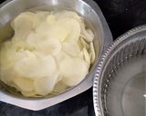 A picture of step 2 of Instant potato chips.