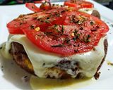 Foto del paso 5 de la receta: MINI TORTILLA Española a la Napolitana...!🐣🍅