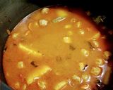 A picture of step 3 of Aalu soyabean pulav.