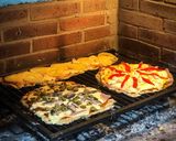 Foto del paso 4 de la receta: Pizzas a la parrilla🍕