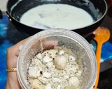 A picture of step 4 of Shahi Makhana Kheer.
