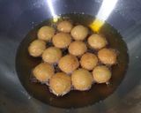 Foto langkah ke 3 dari resep Tahu bulat.