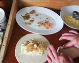 Foto del paso 3 de la receta: Empanadas fritas de queso, machas, ostiones, camarones