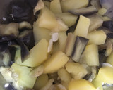 Foto del paso 3 de la receta: Puré de berenjena y patatas al toque de miel (con leche de almendra)