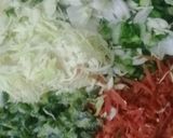 A picture of step 2 of Vegetable chicken roll.