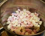 A picture of step 3 of Rice krispies treats.