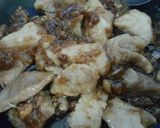 รูปขั้นตอนการทำที่ 2 ของ หมูกระเทียมผัดน้ำมันหอย